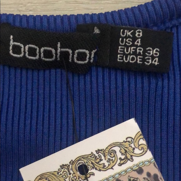 Blue Frill Tie Back Crop Top w/ Ring Detail - Picture 3 of 4